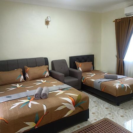 Heal Inn Roomstay- Islamic Guest カンガー エクステリア 写真