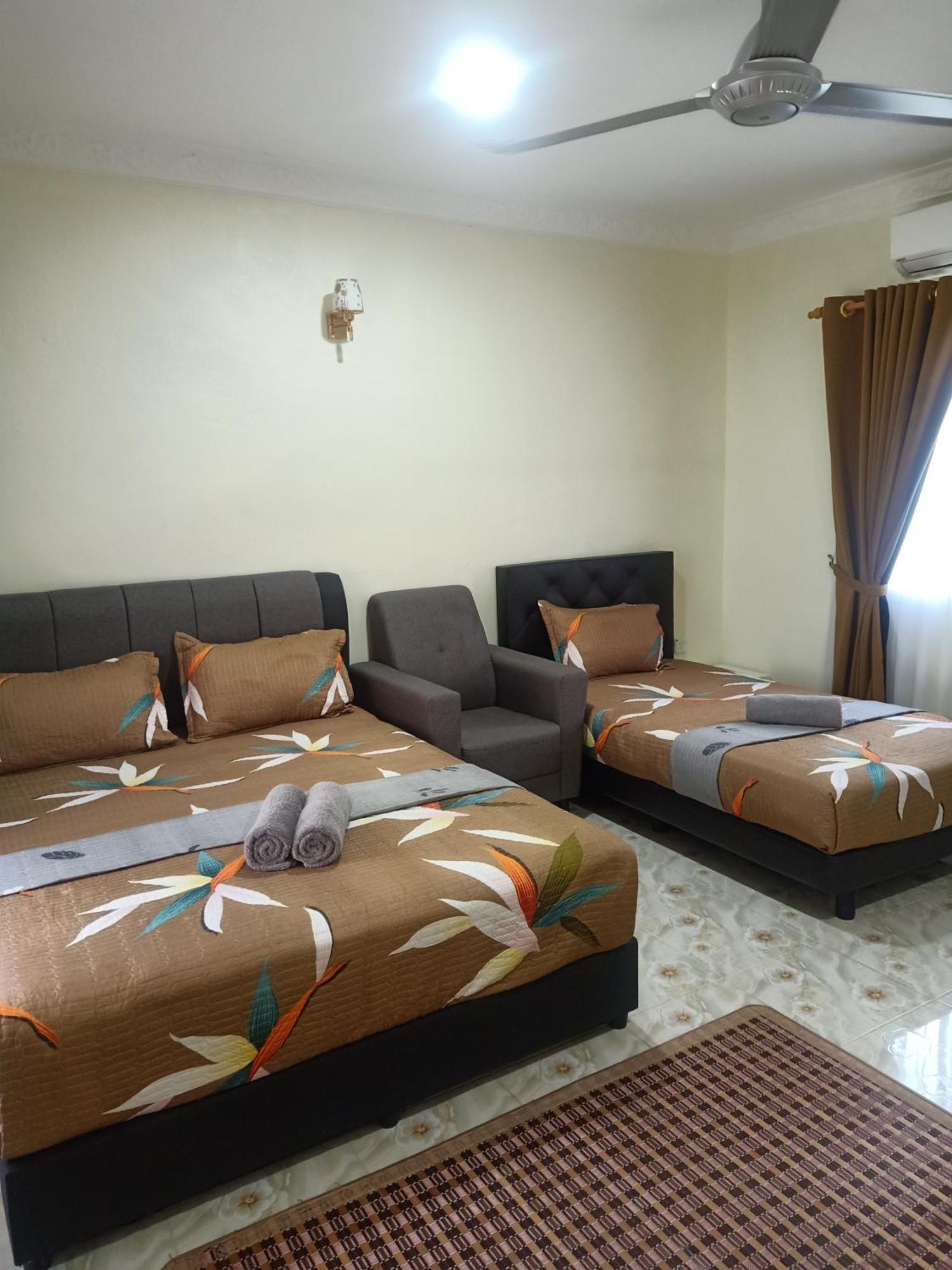 Heal Inn Roomstay- Islamic Guest カンガー エクステリア 写真