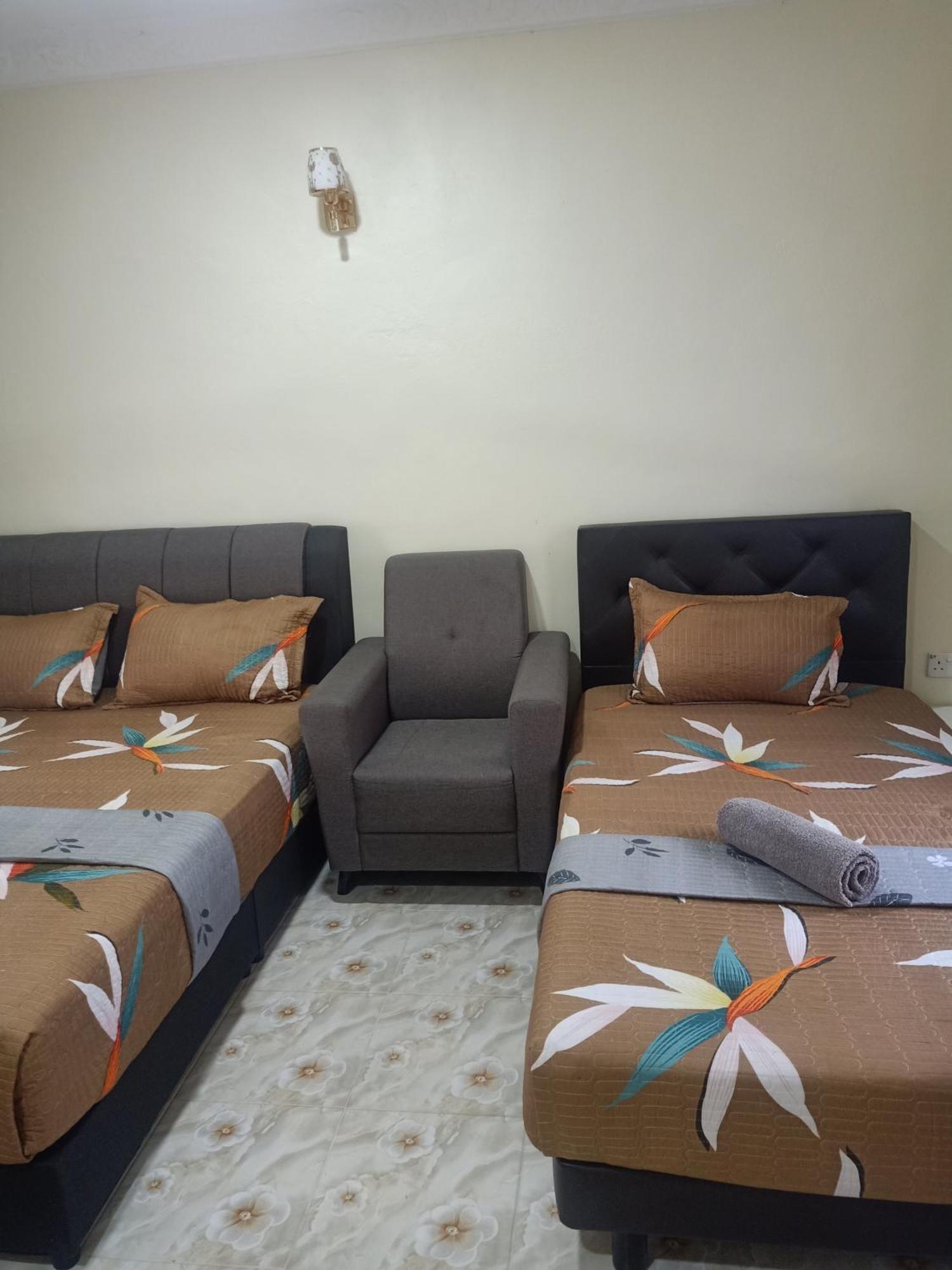 Heal Inn Roomstay- Islamic Guest カンガー エクステリア 写真