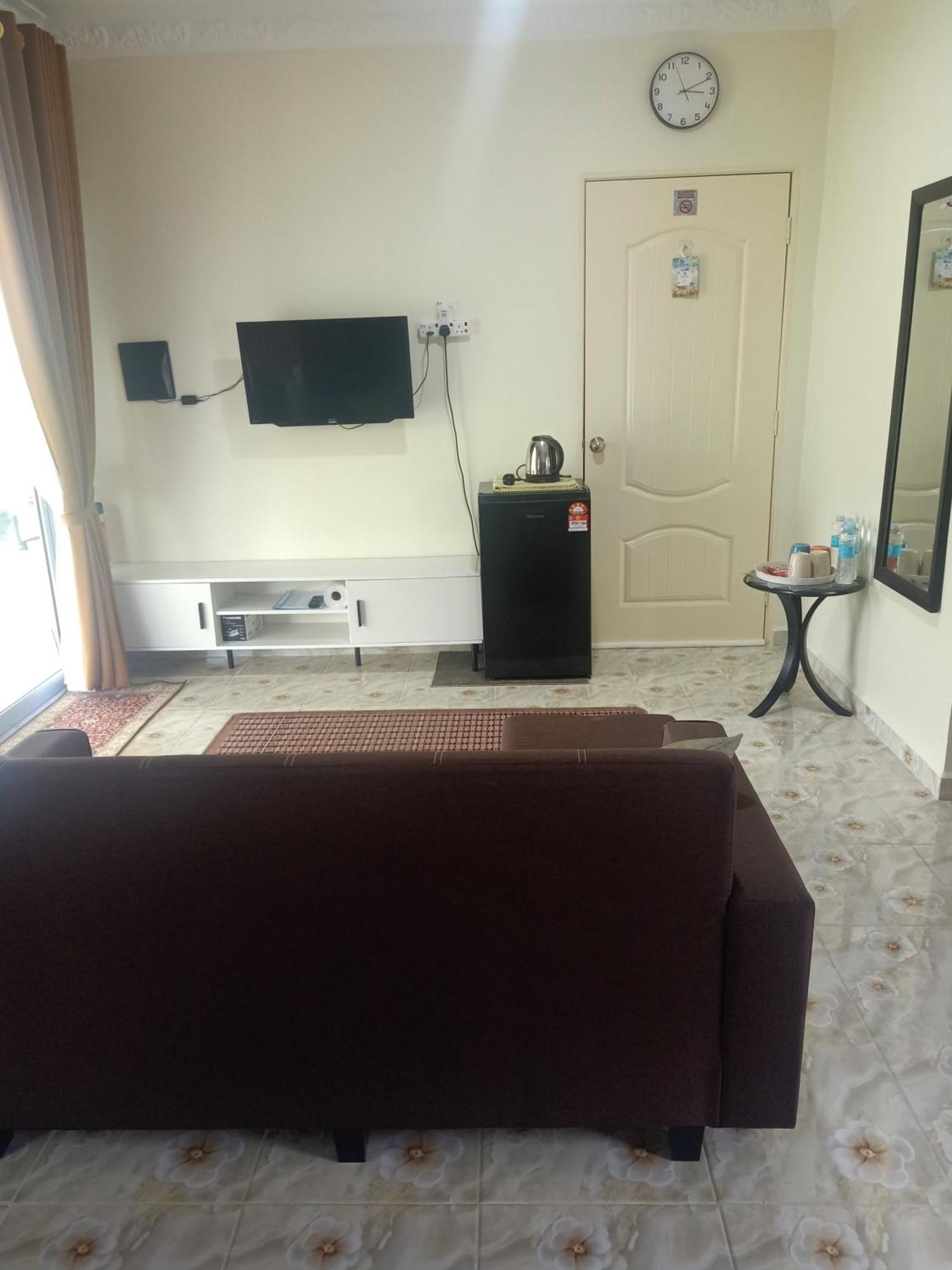 Heal Inn Roomstay- Islamic Guest カンガー エクステリア 写真